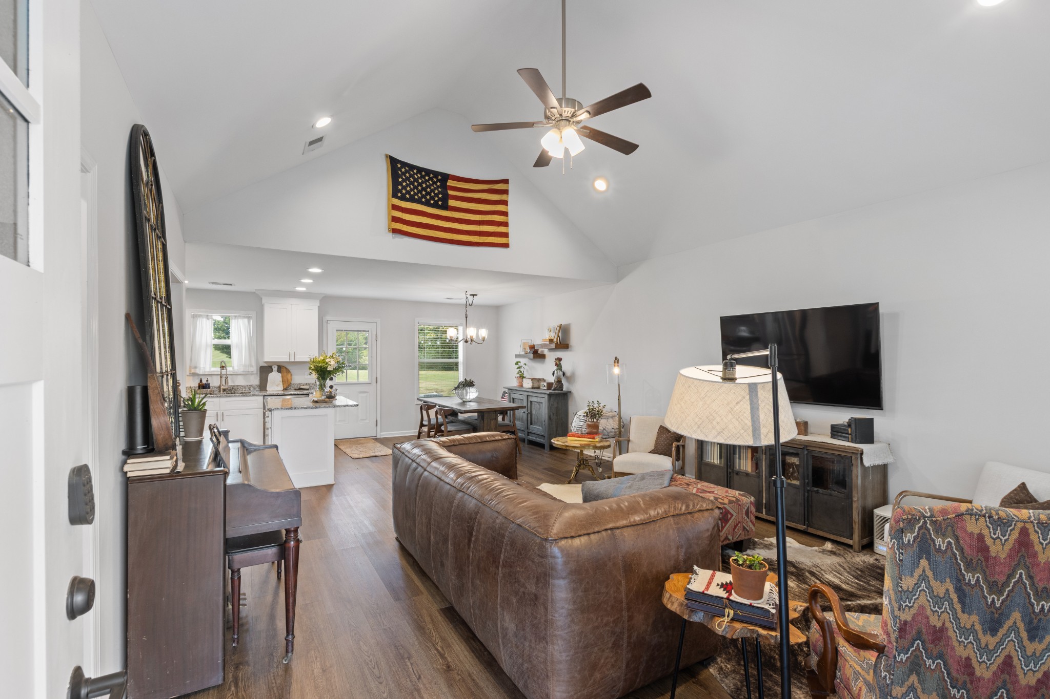 2243 Lambert Dr