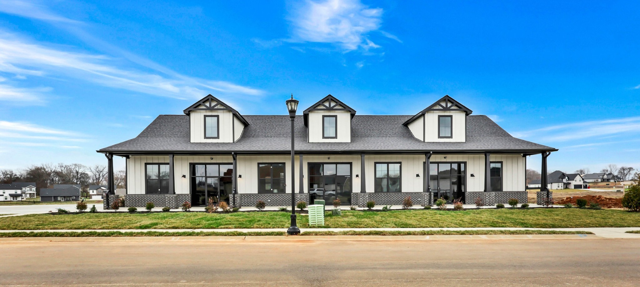 516 Castle Pinckney Ln