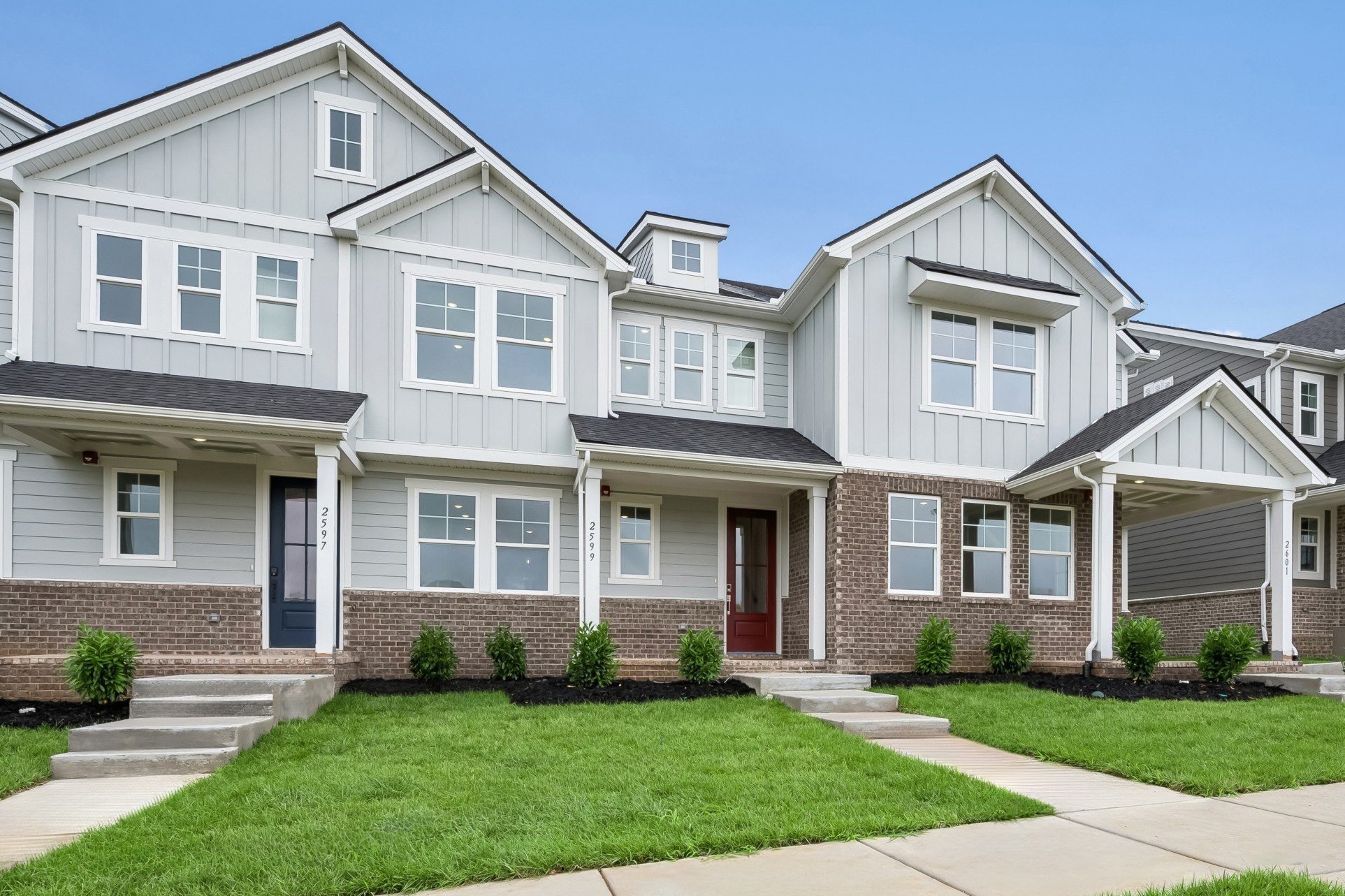 2587 Peaceful Valley Dr
