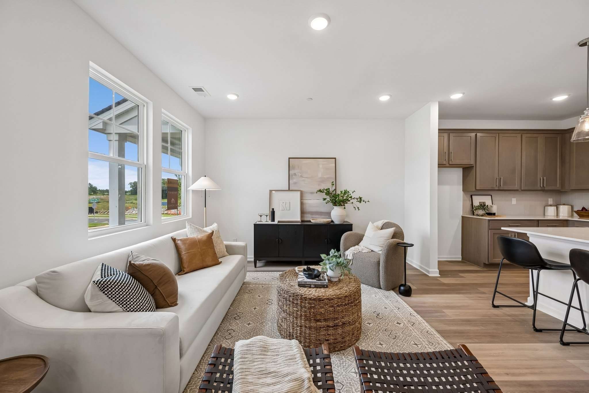 2587 Peaceful Valley Dr
