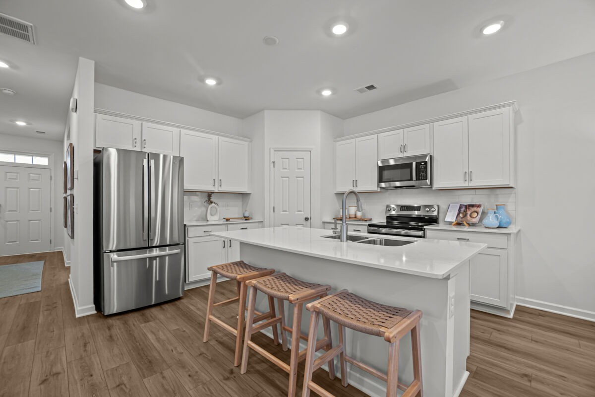 2900 Suzanne Landon Dr