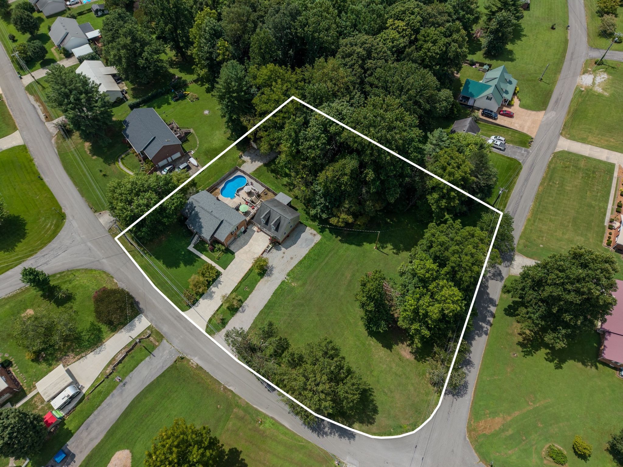 3705 Bartlett Dr