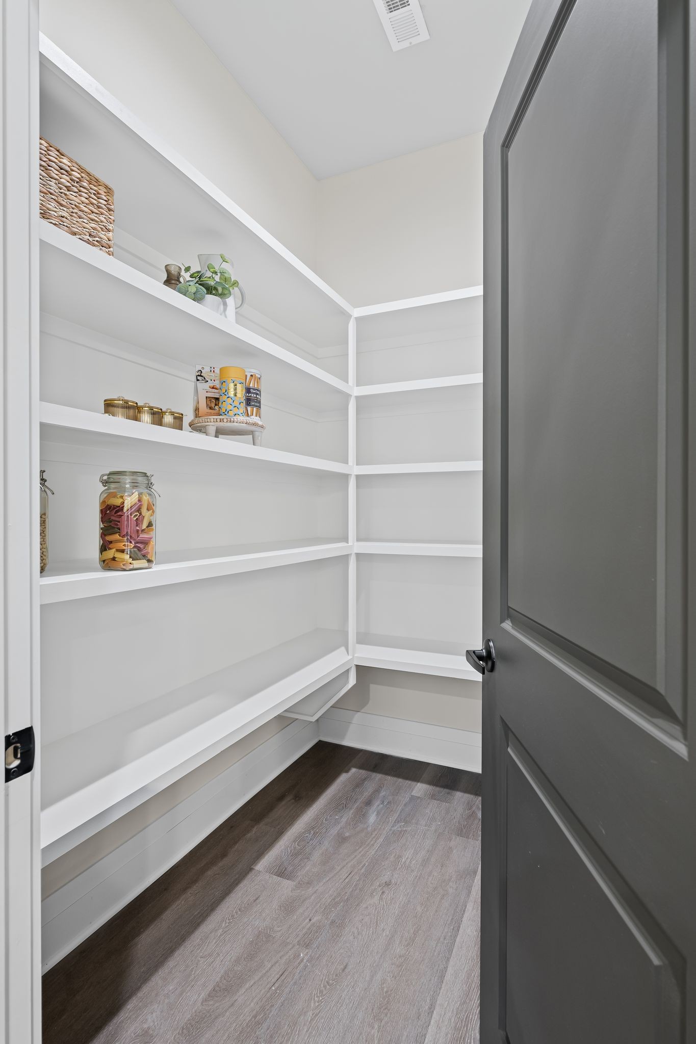 1031 Noble Loop