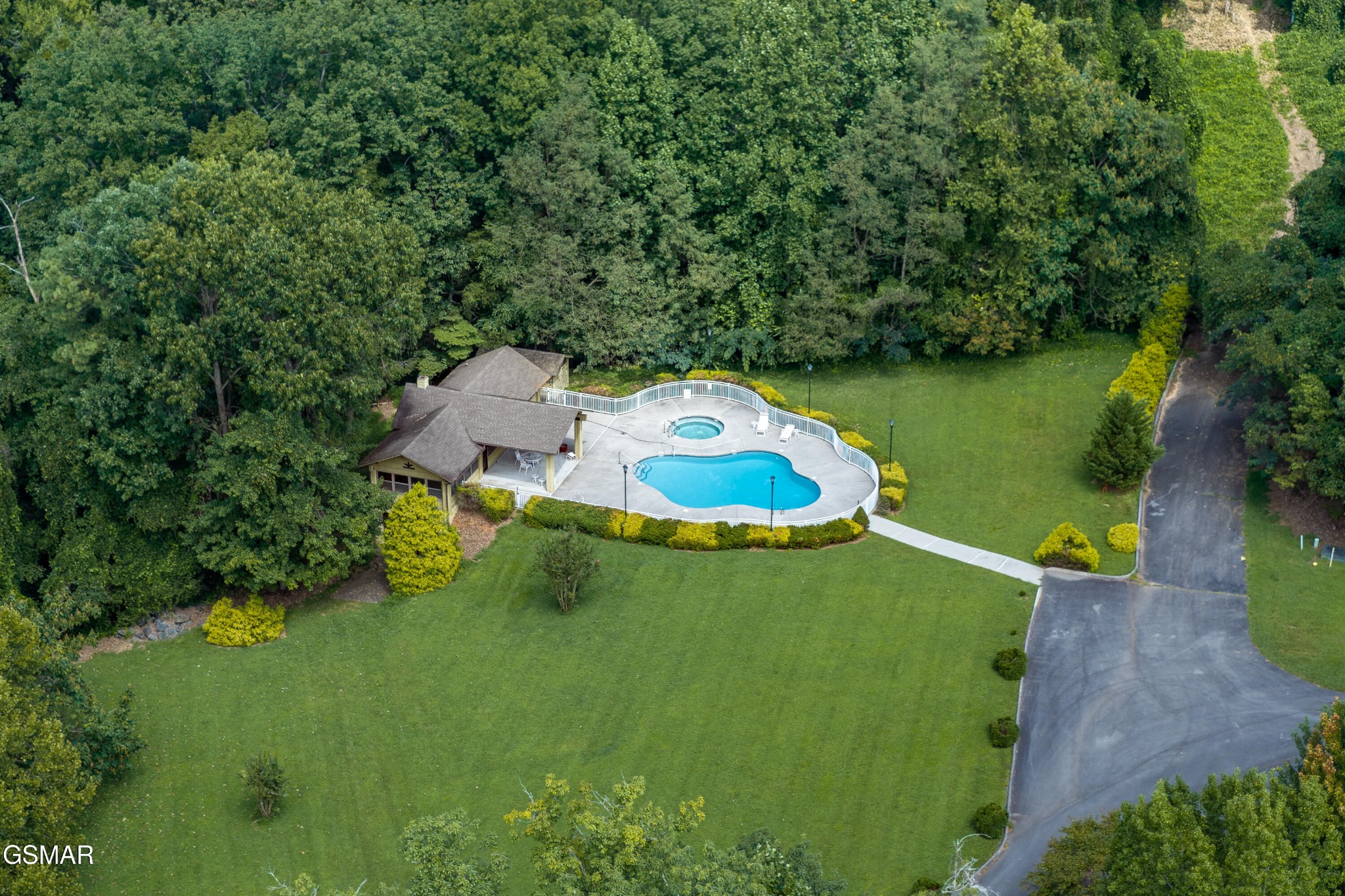 338 Pinnacle View Way