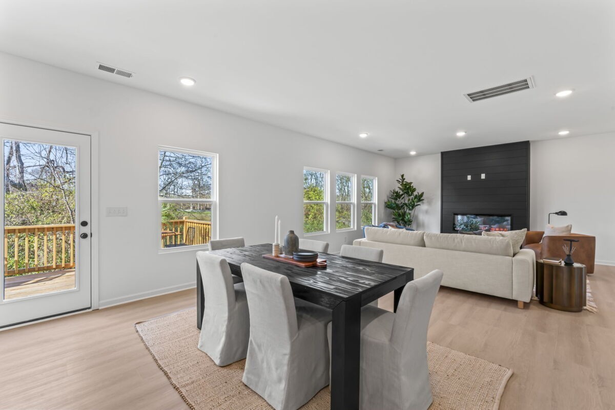 214 Conger Dr