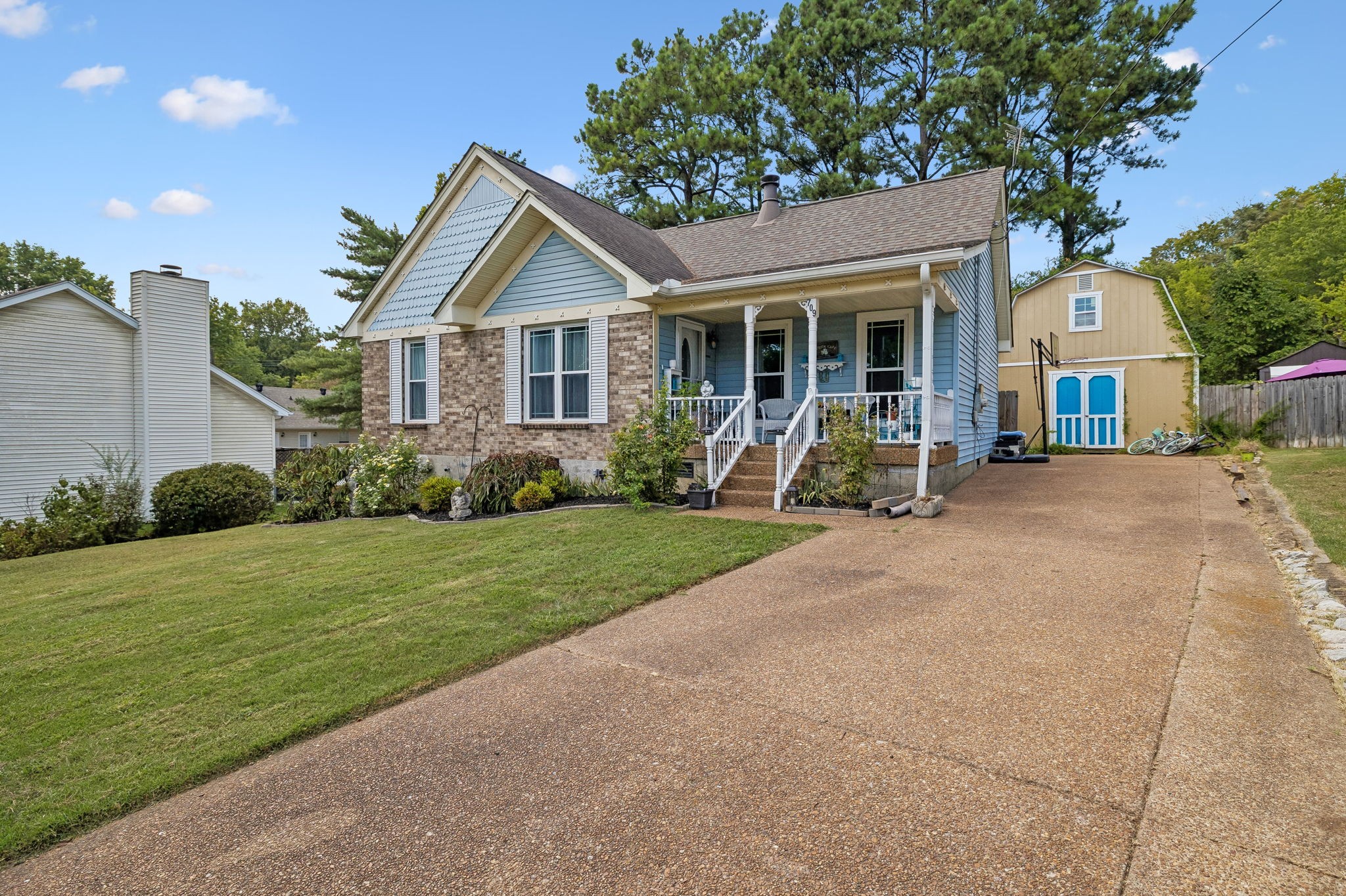 709 Woodbrier Ct