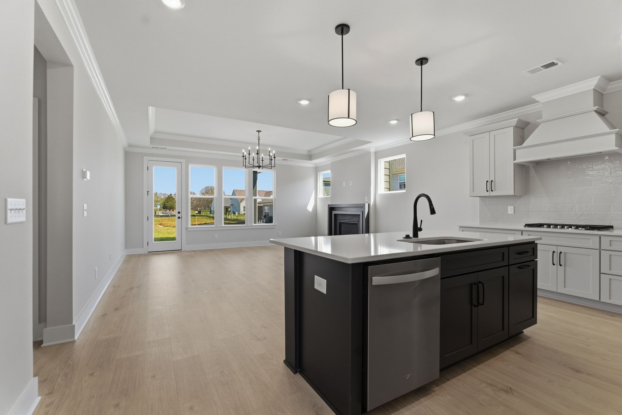6904 Cielia Ct