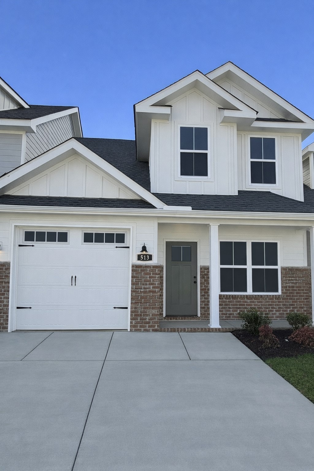 513 Rohan Dr