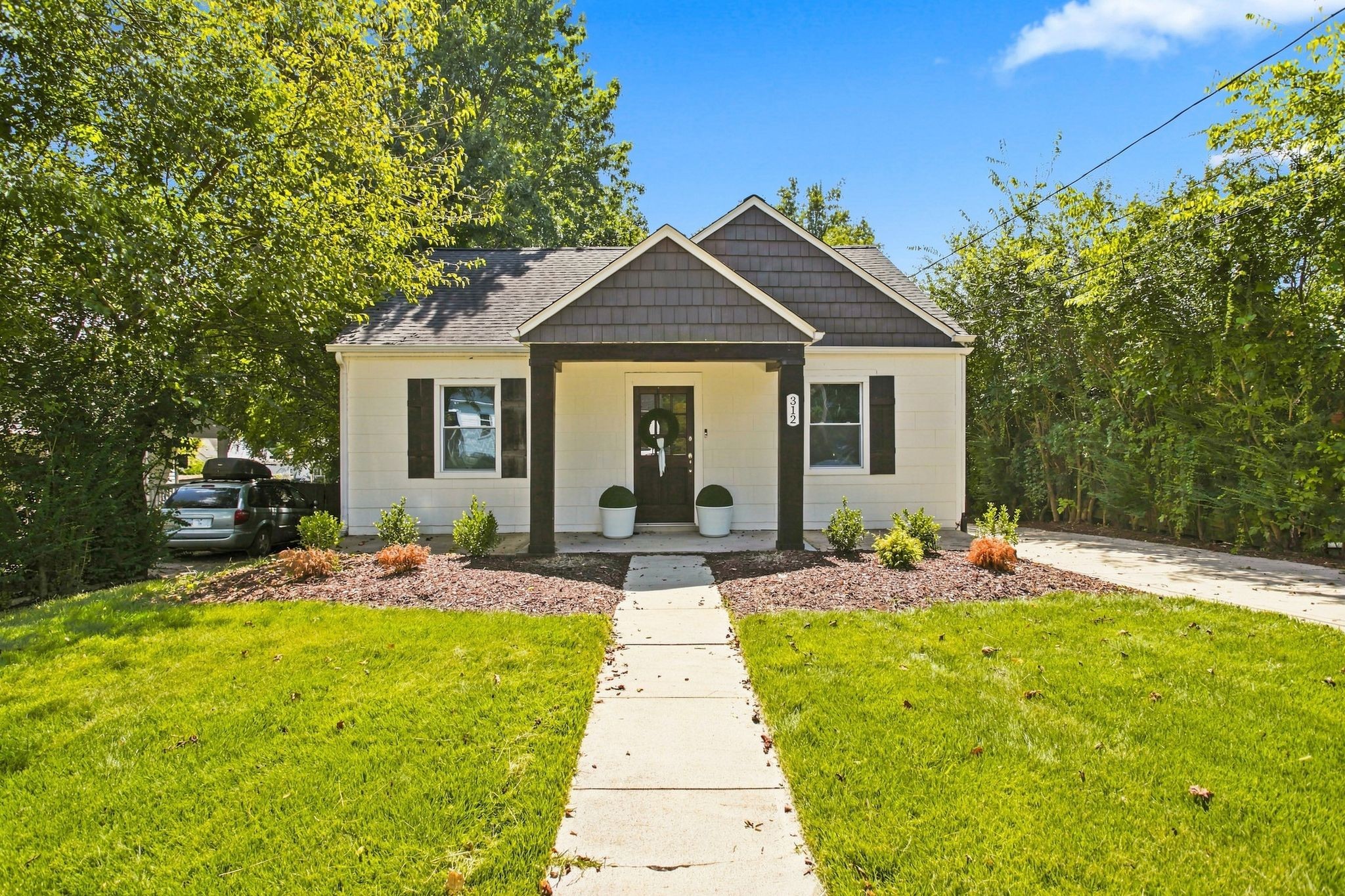 312 8th Ave