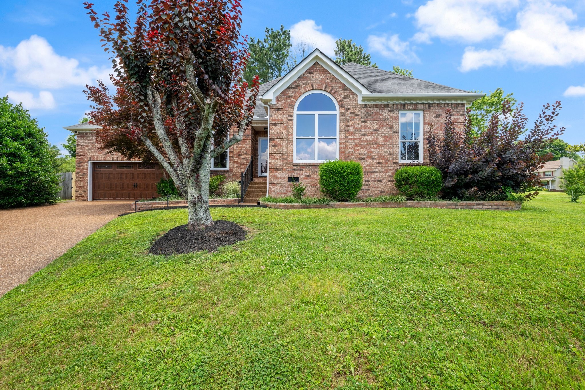 2810 Rose Hill Ln