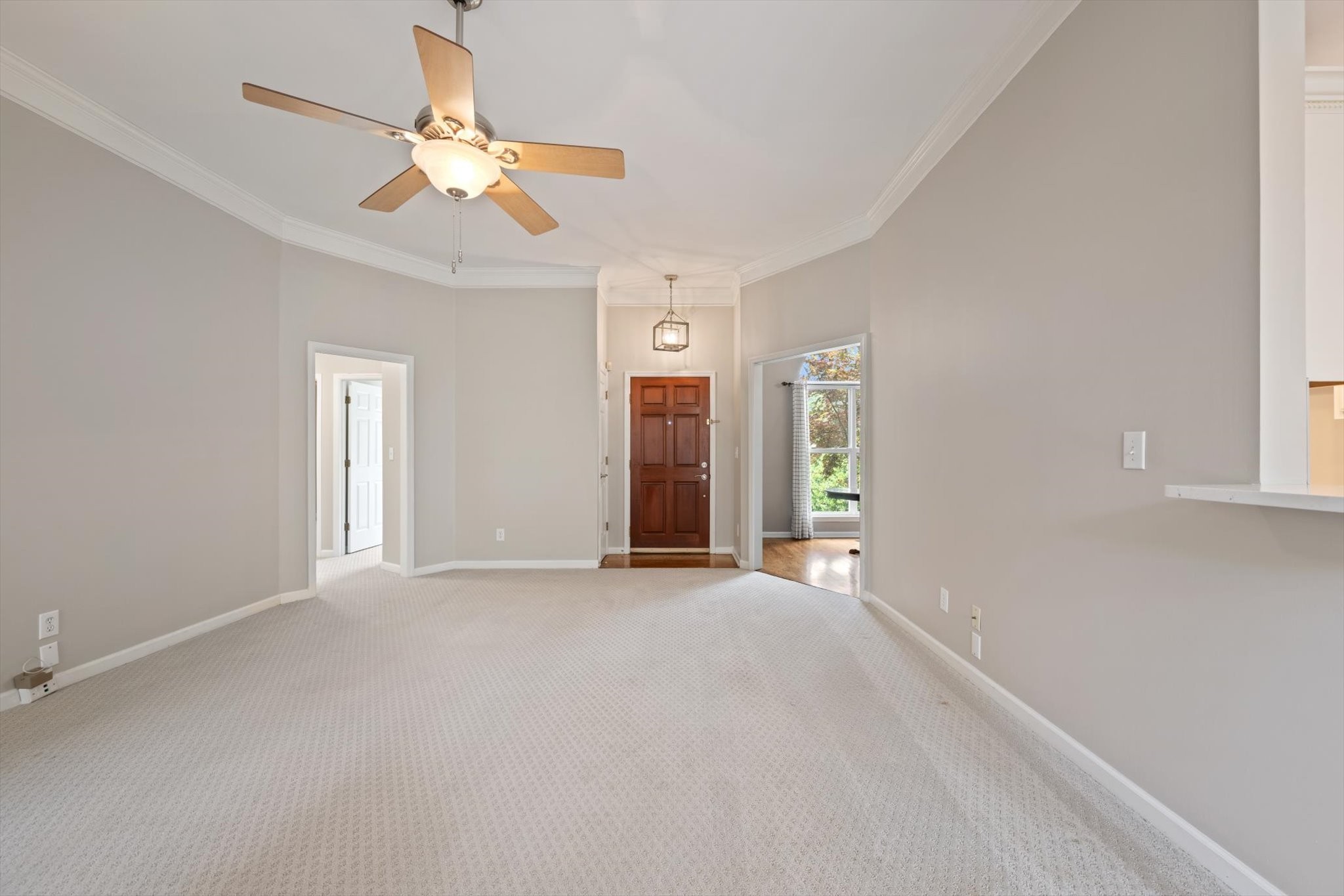 2810 Rose Hill Ln