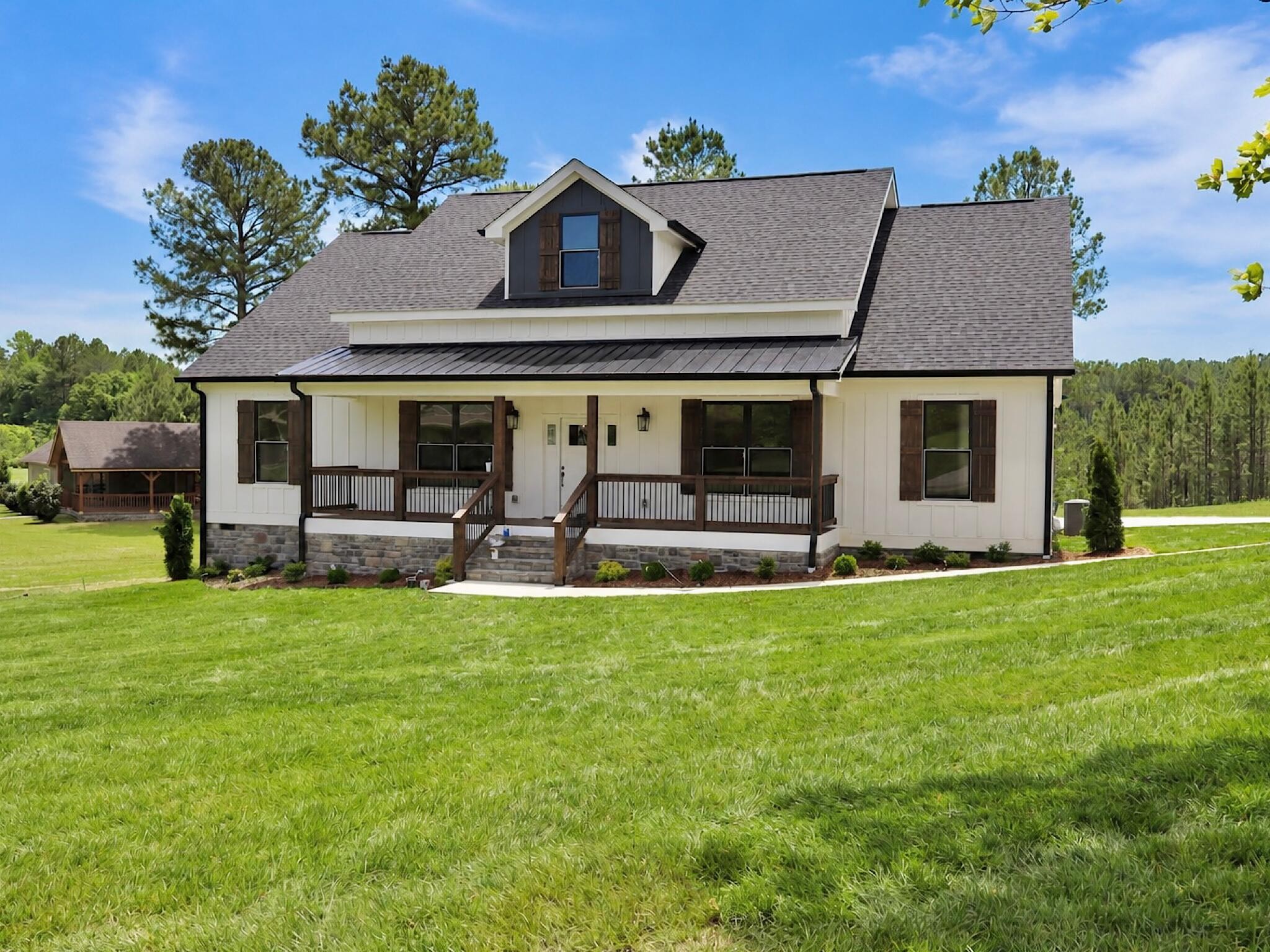 123 Bob White Drive