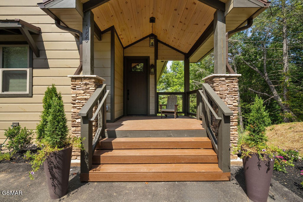 1920 Smoky Cove Road