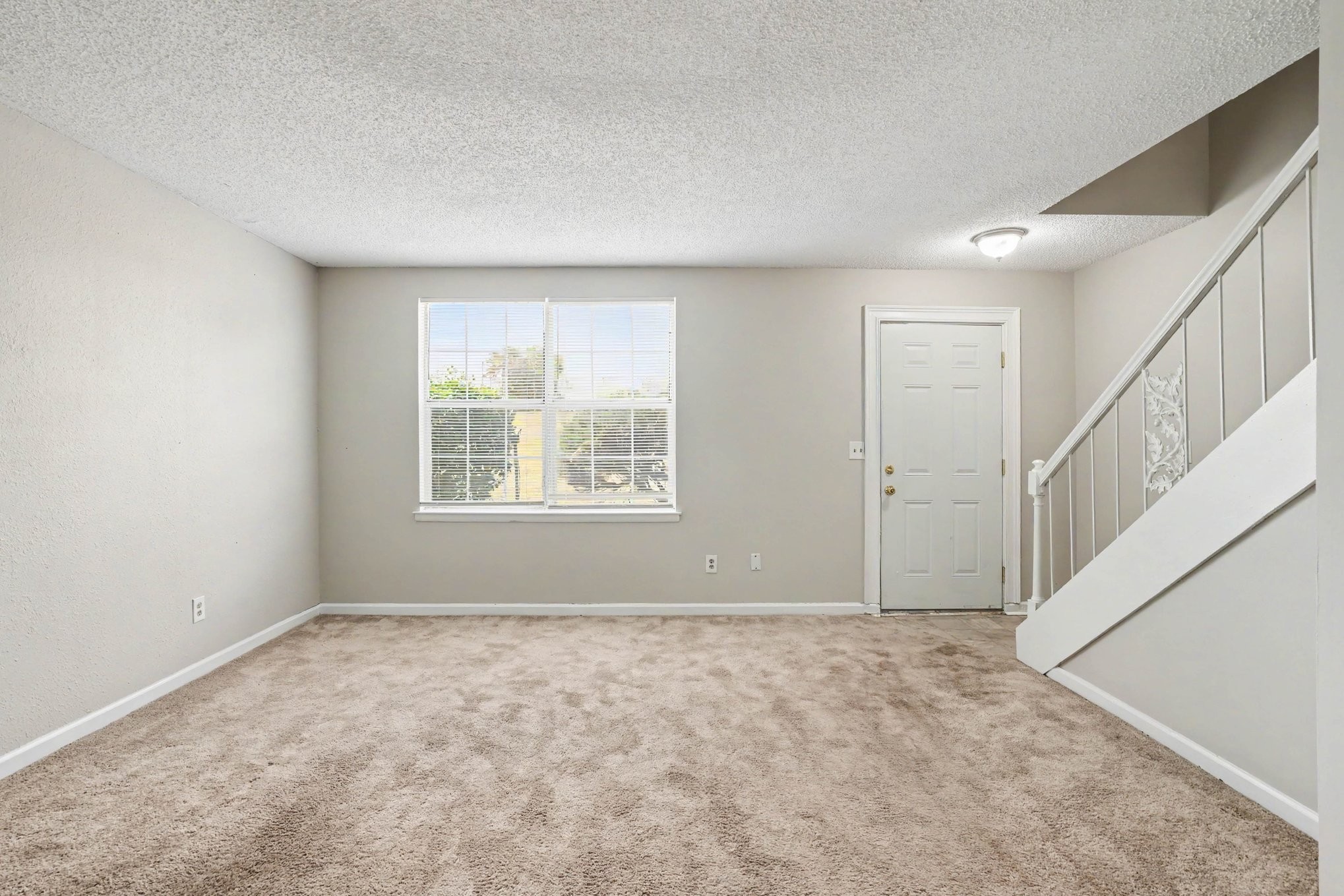 1301 Neelys Bend Rd