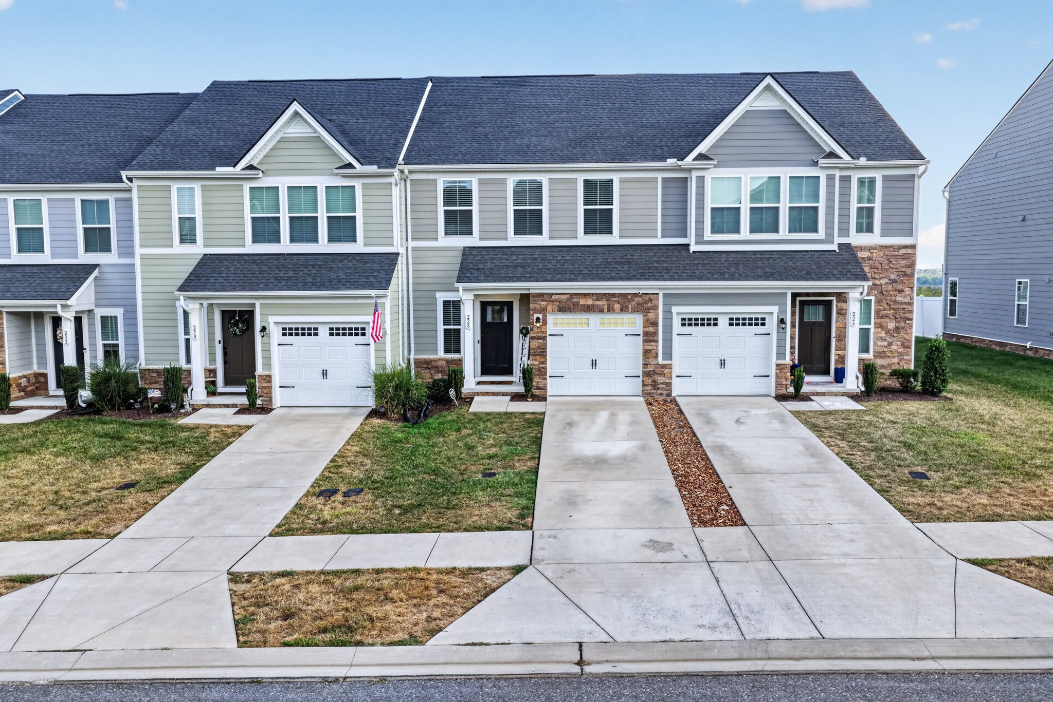 228 Pryor Dr