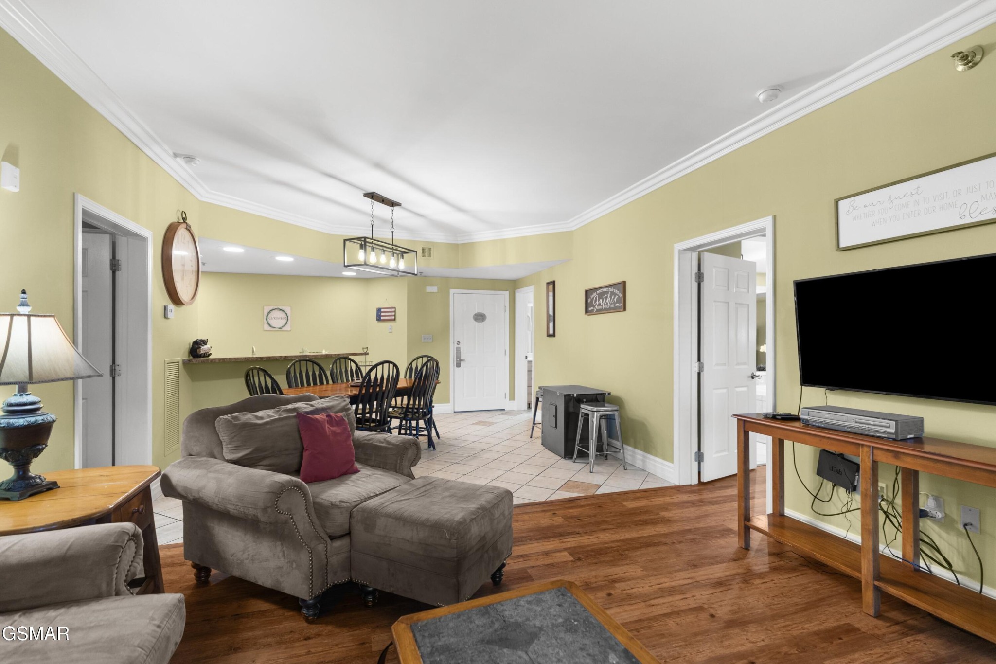 215 Woliss Lane