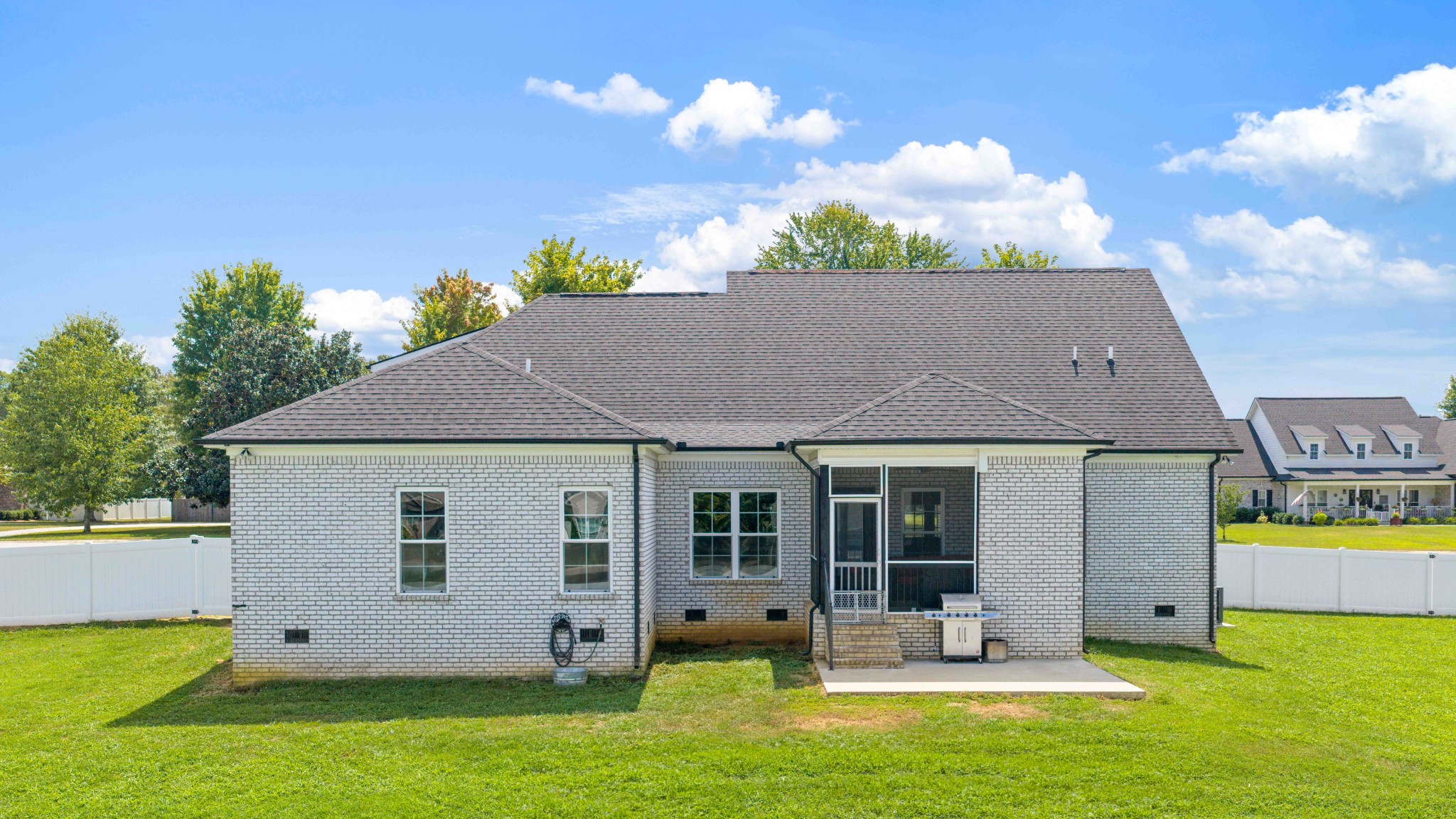 79 Bluegrass Dr
