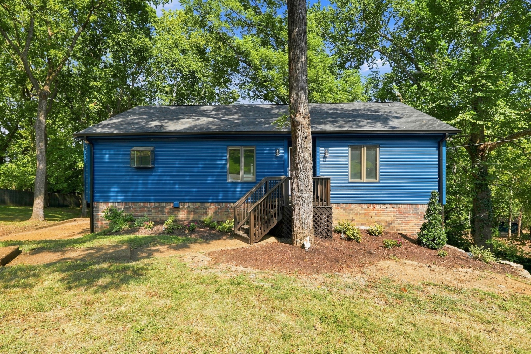 1228 Brenner Dr