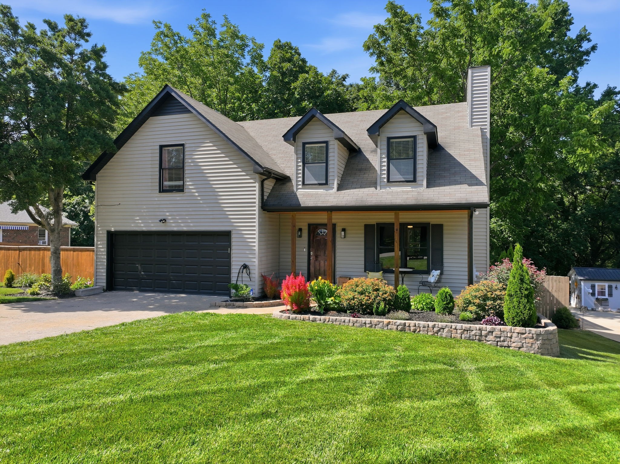 1348 Marymont Dr