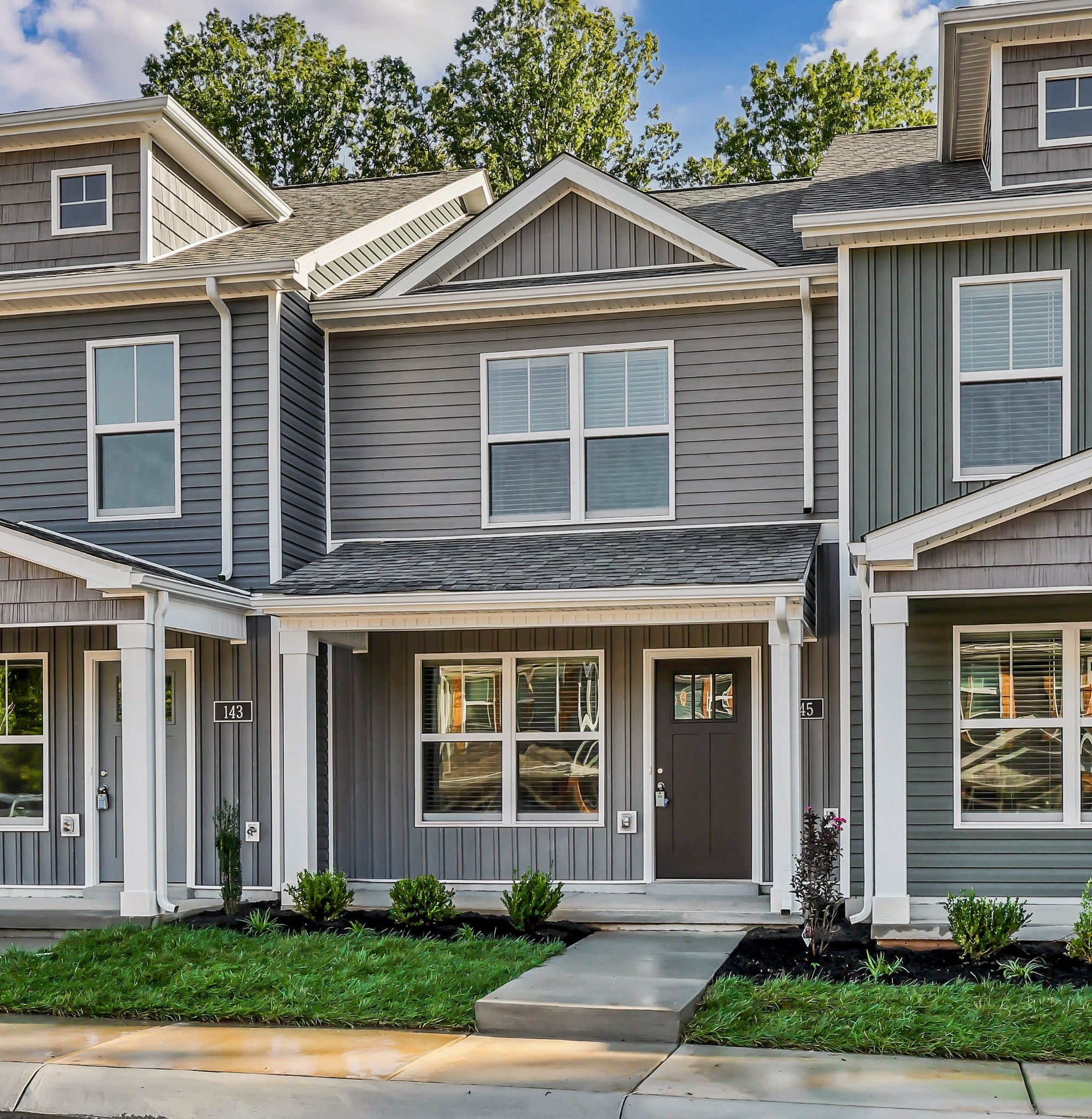 145 Quarry Point Dr