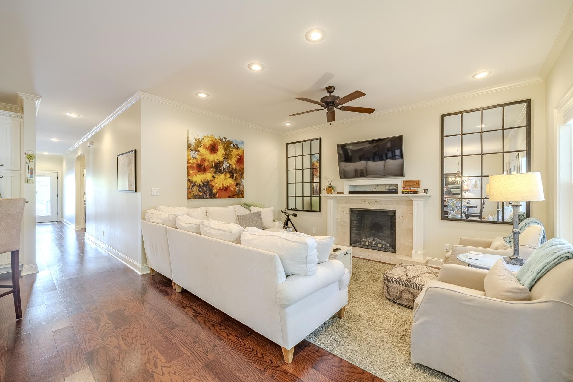 27 HARBOR DR