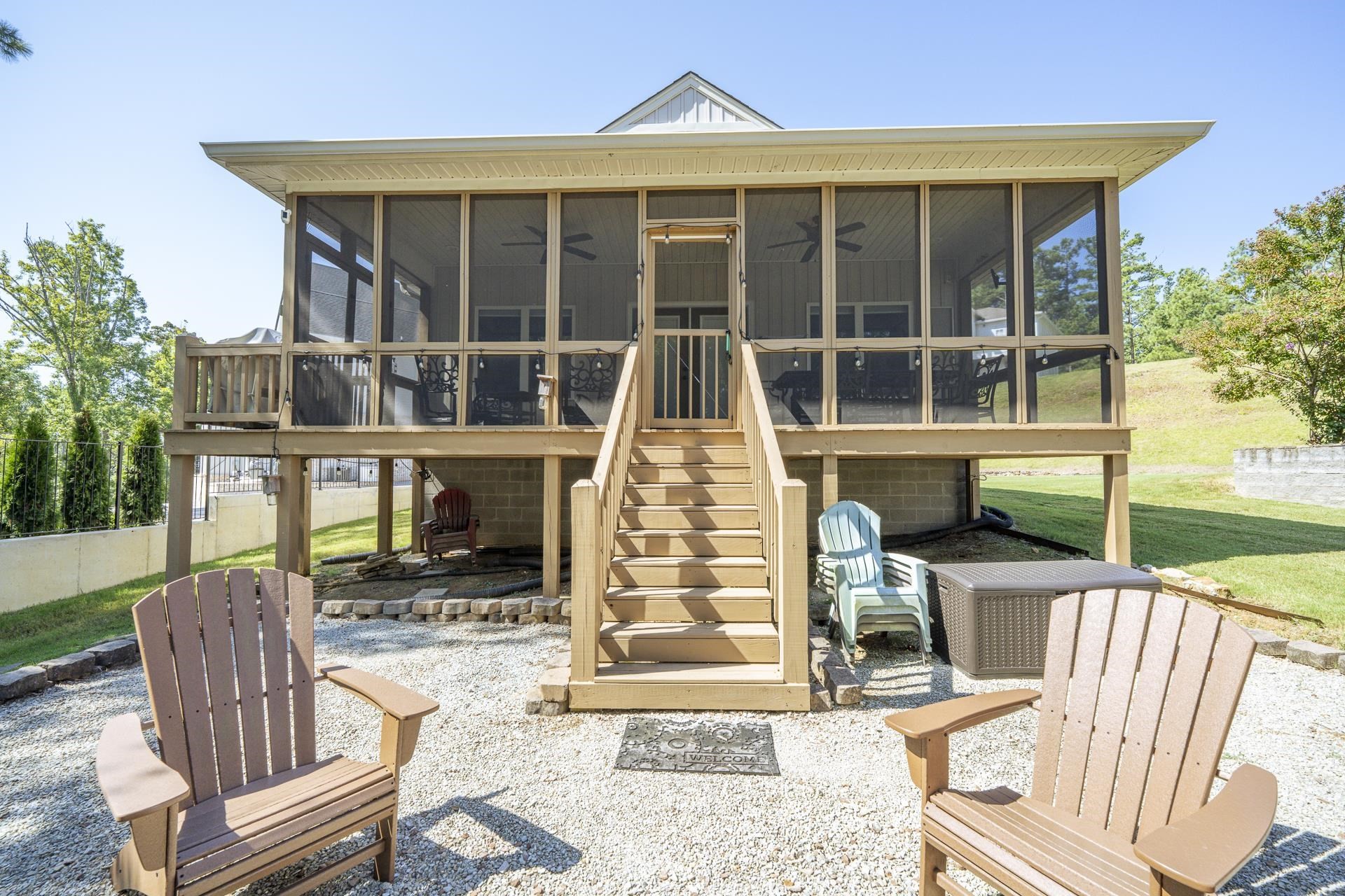 27 HARBOR DR