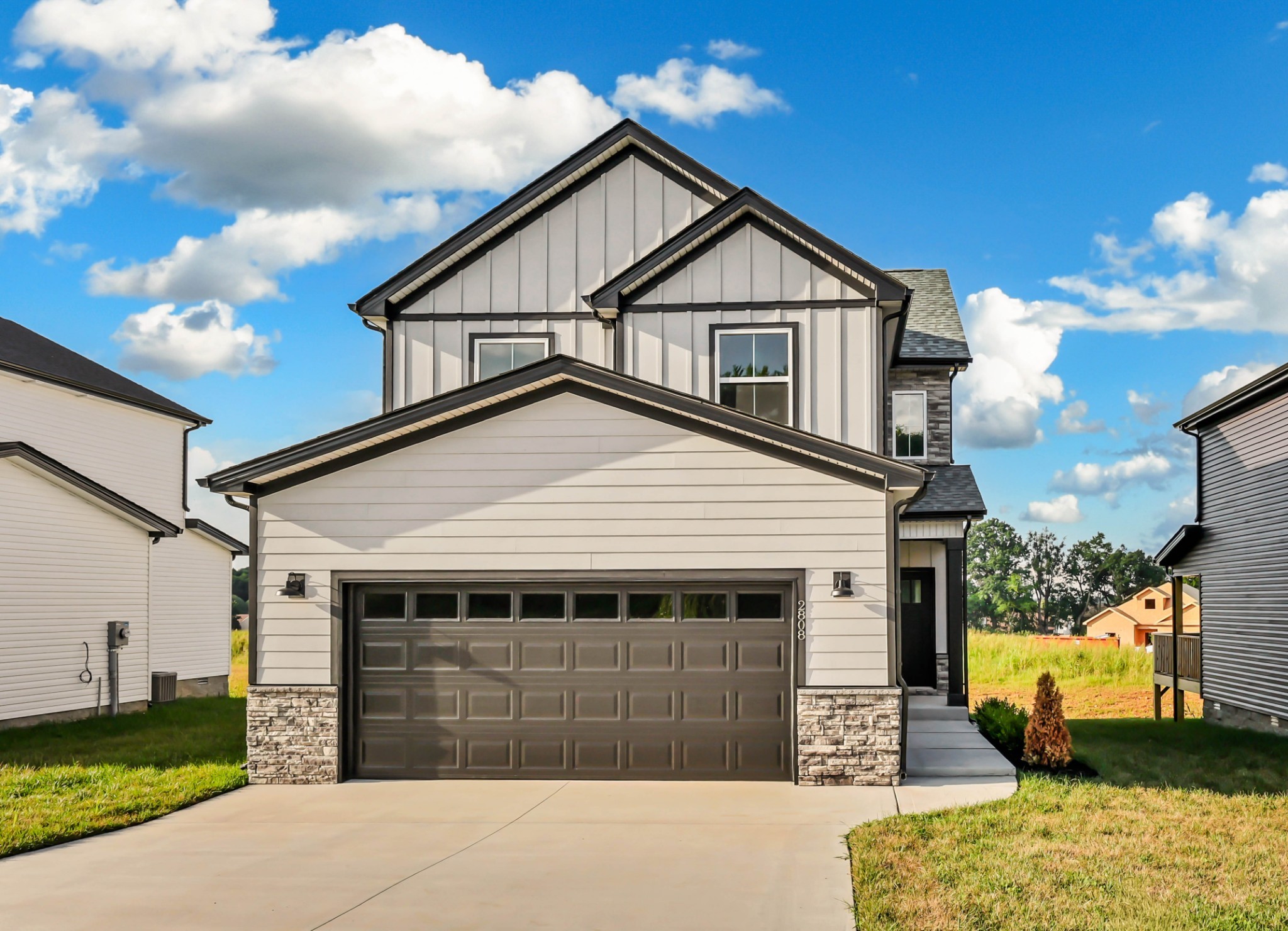 2808 Brewster Dr