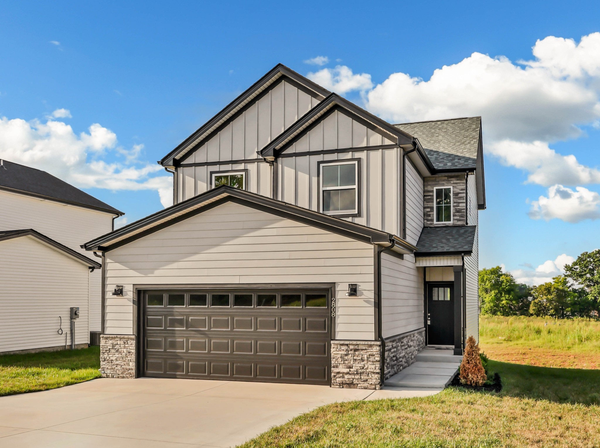 2808 Brewster Dr