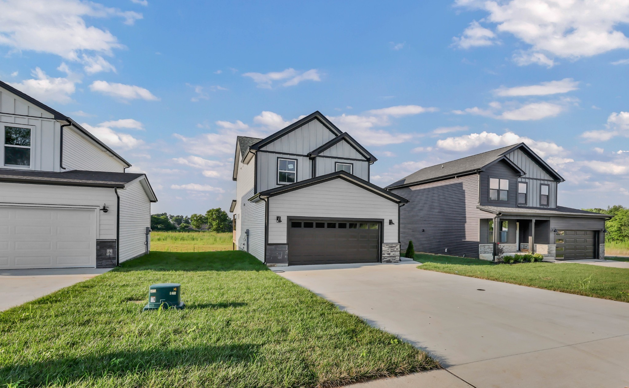 2808 Brewster Dr