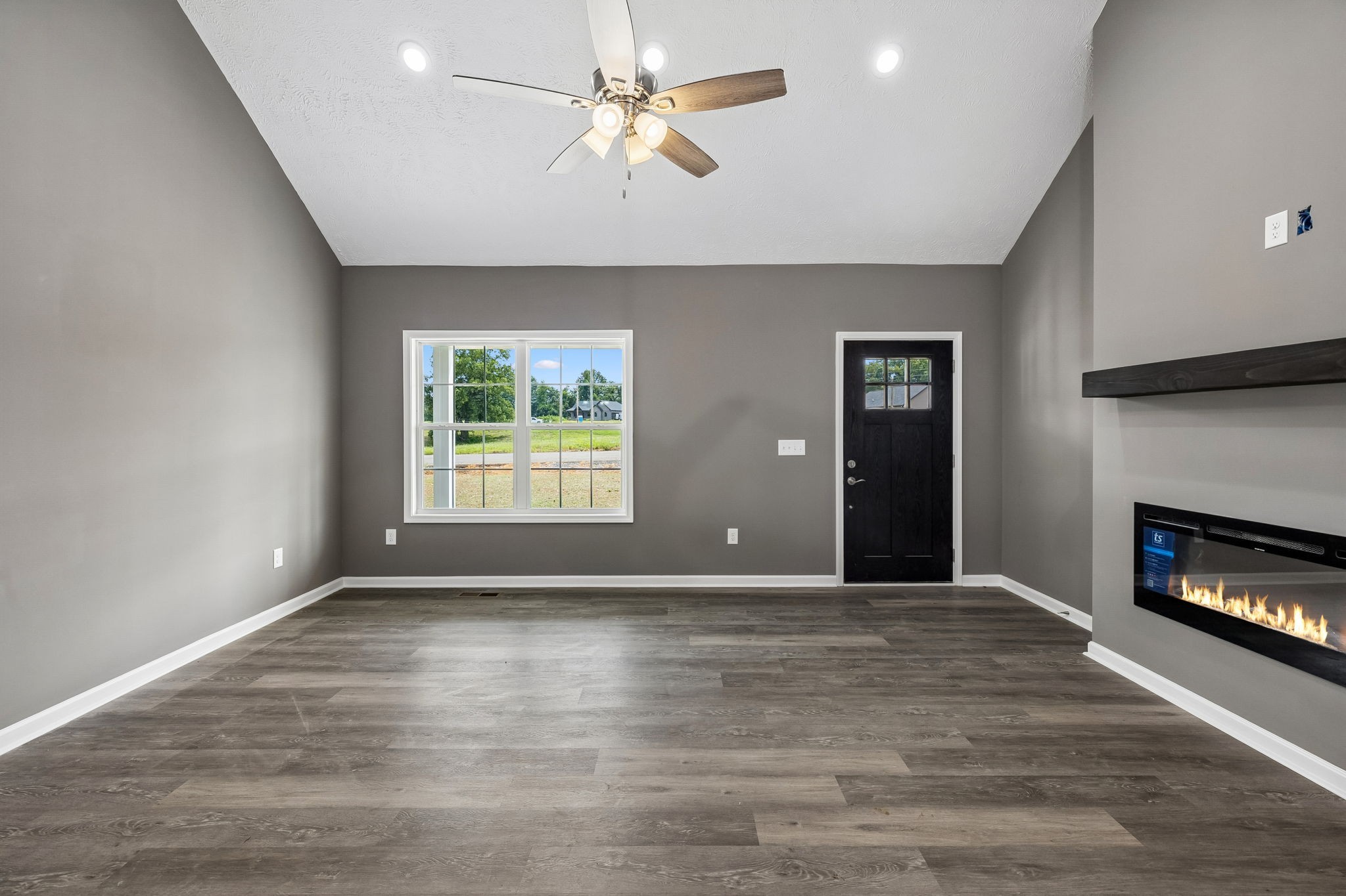 71 Iris Way