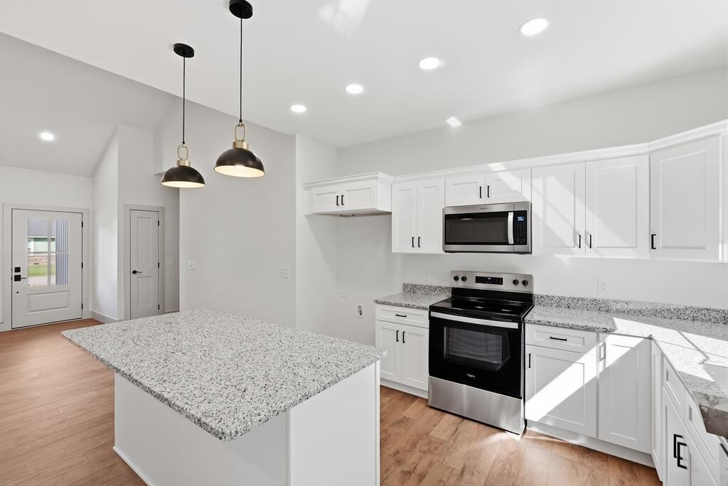 297 Grace Drive, NW