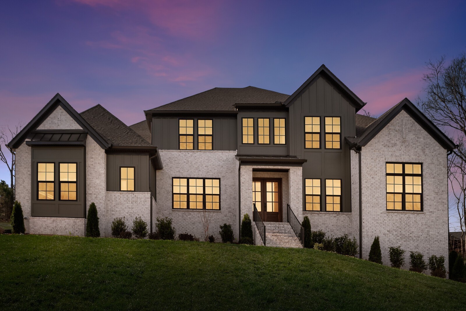 6104 St Charles