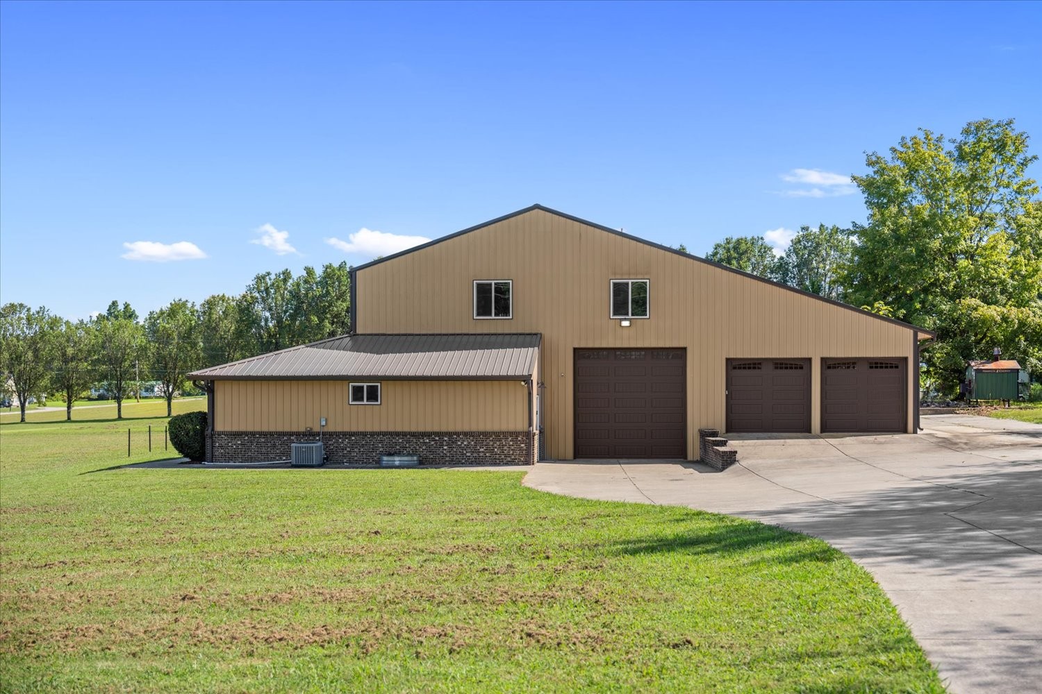 10879 Church Rd