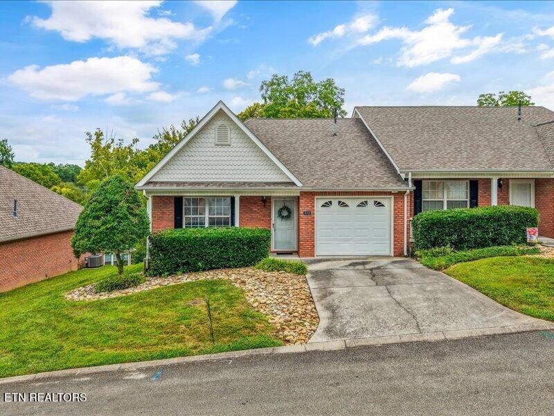 212 Timbercreek Way