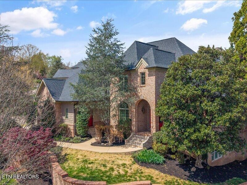 9007 Linksvue Drive