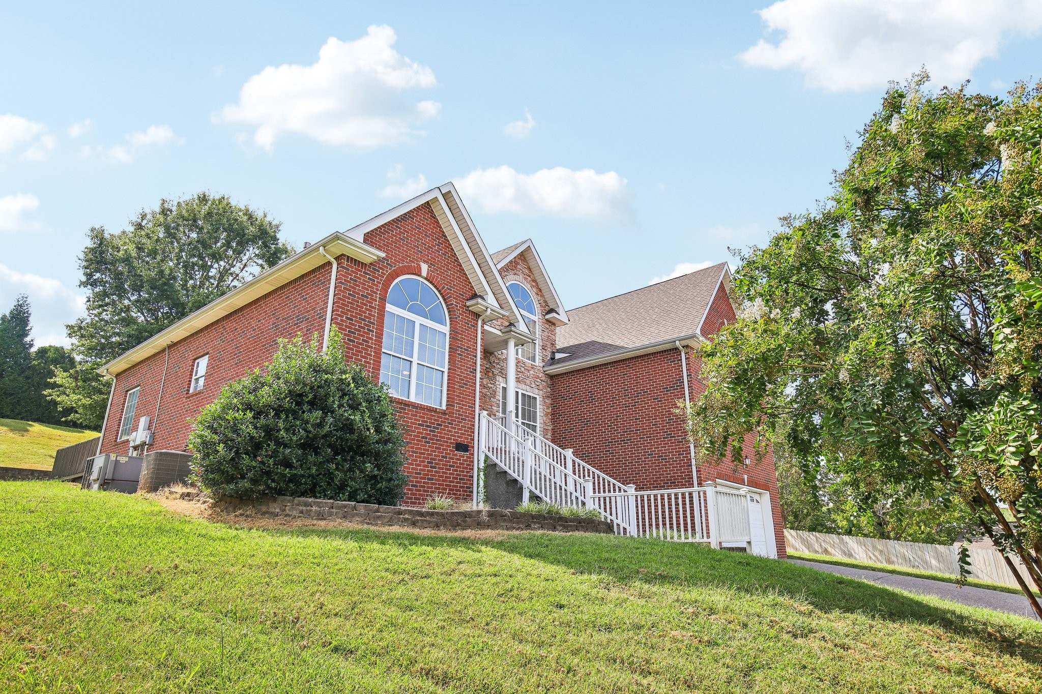 502 Largo Vista Dr