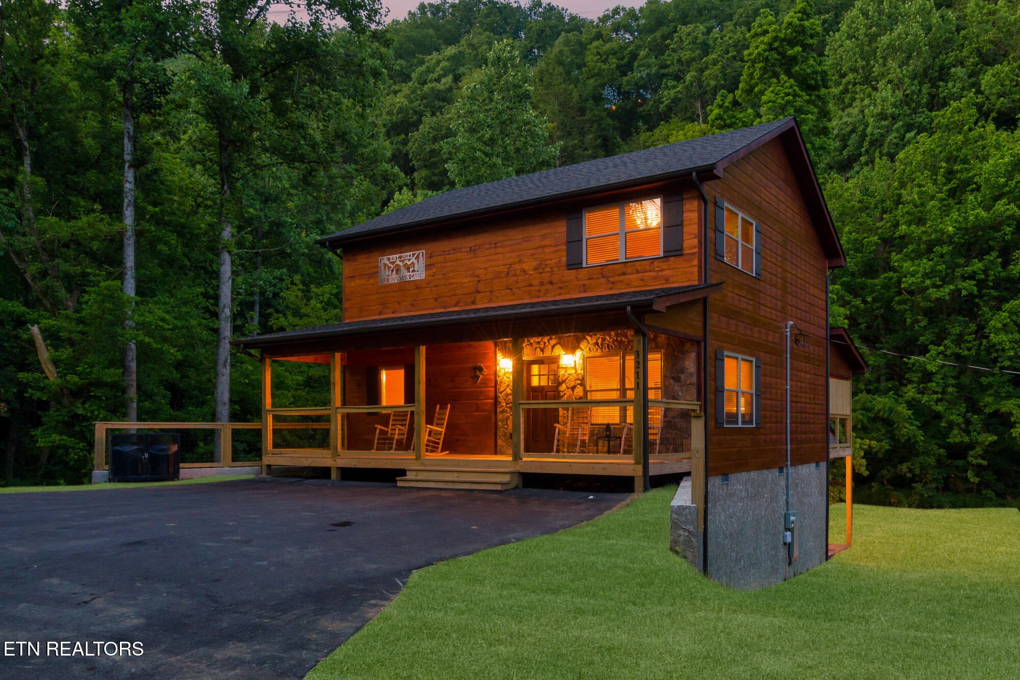 3211 Old Mountain Rd