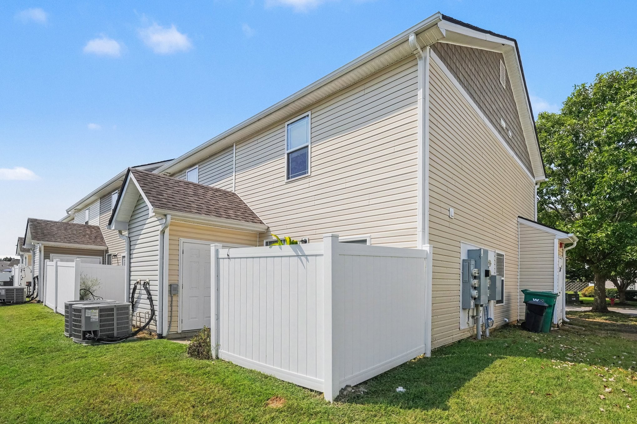 4010 Currant Ct