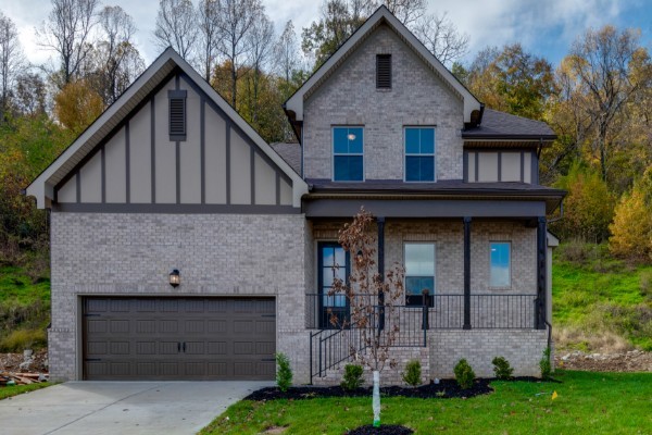 1142 Fox Dr