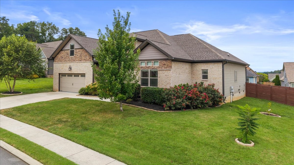 123 Red Fox Ln, NW