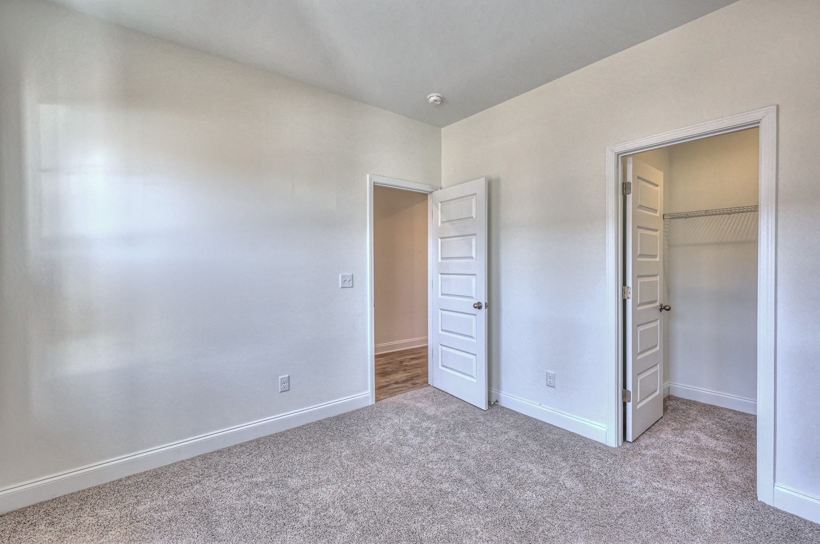 1032 Bluestem Rd