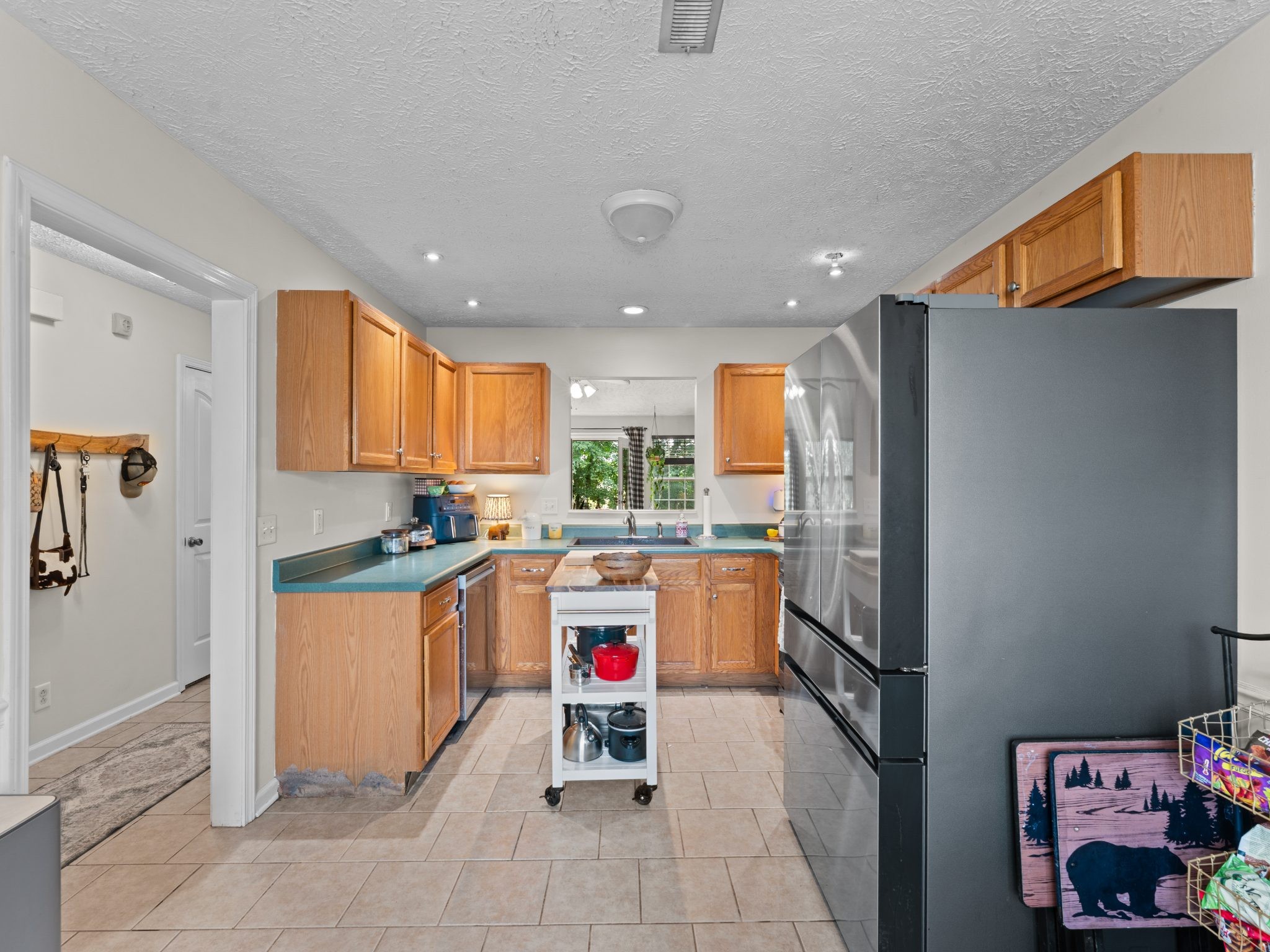 1428 Eastwoods Dr