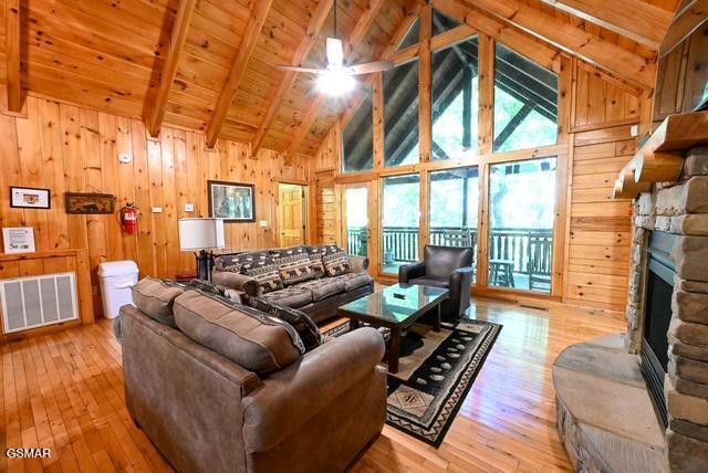 909 Ridgefield Drive