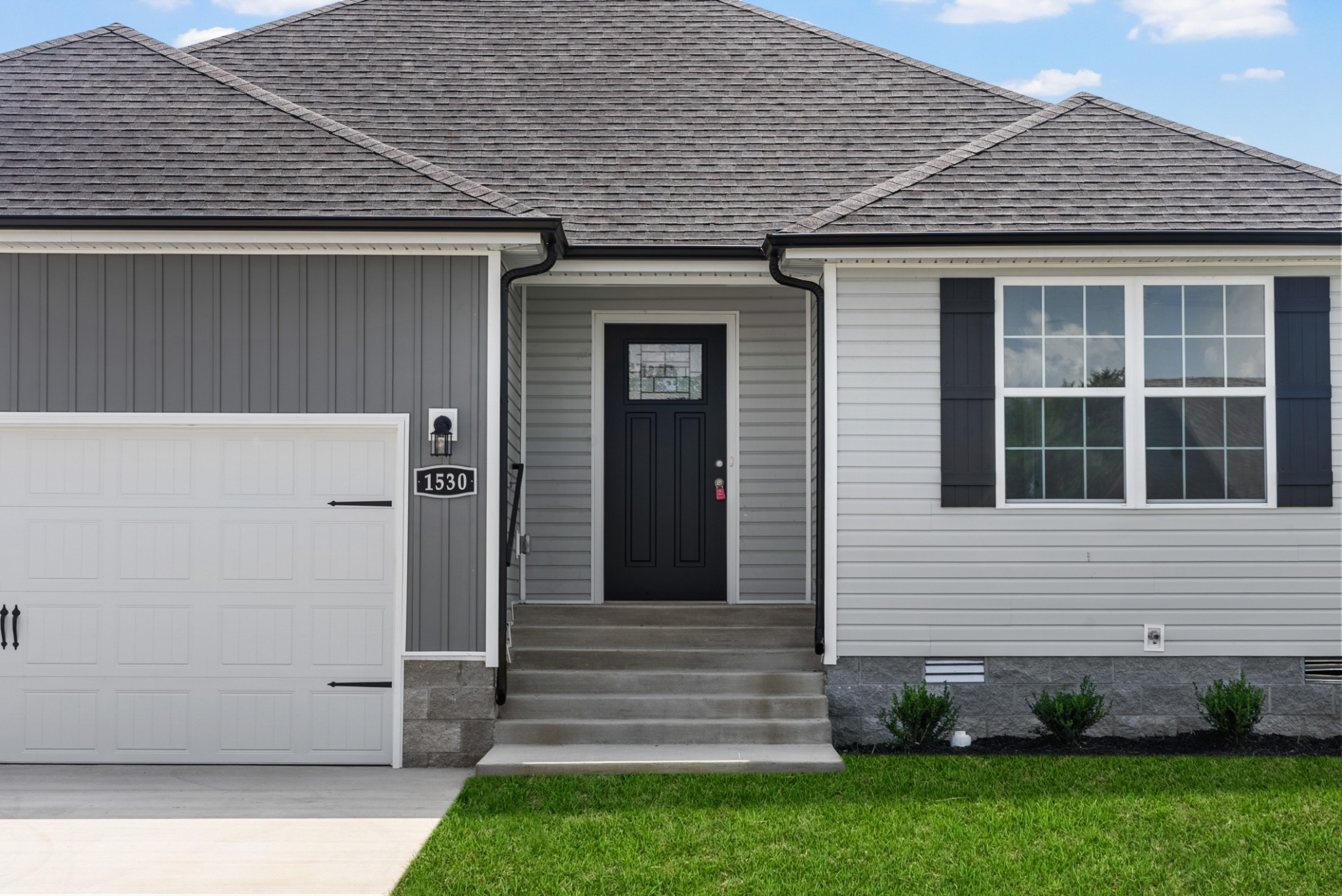 1494 Hallies Way