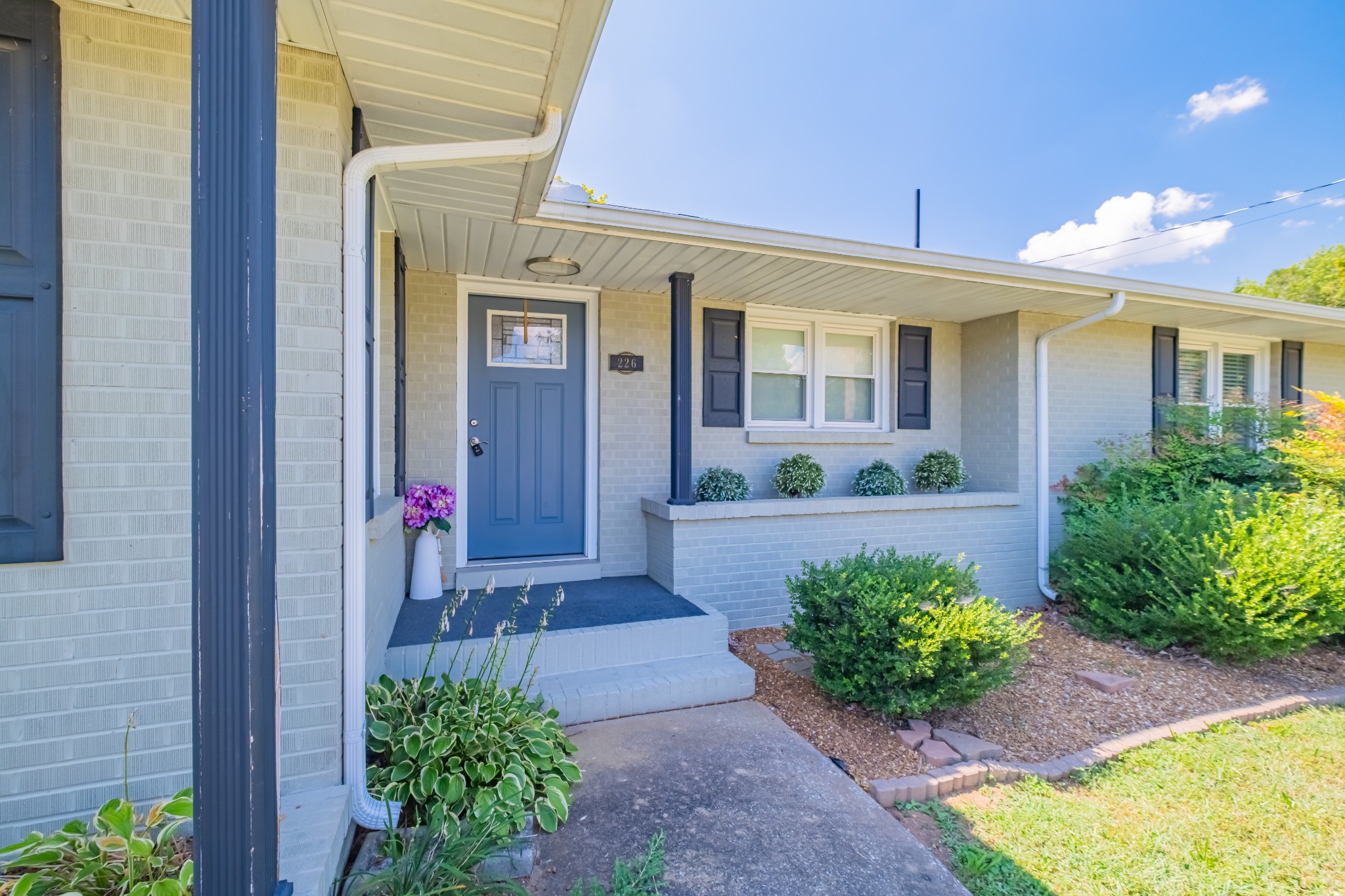 226 Roosevelt Rd