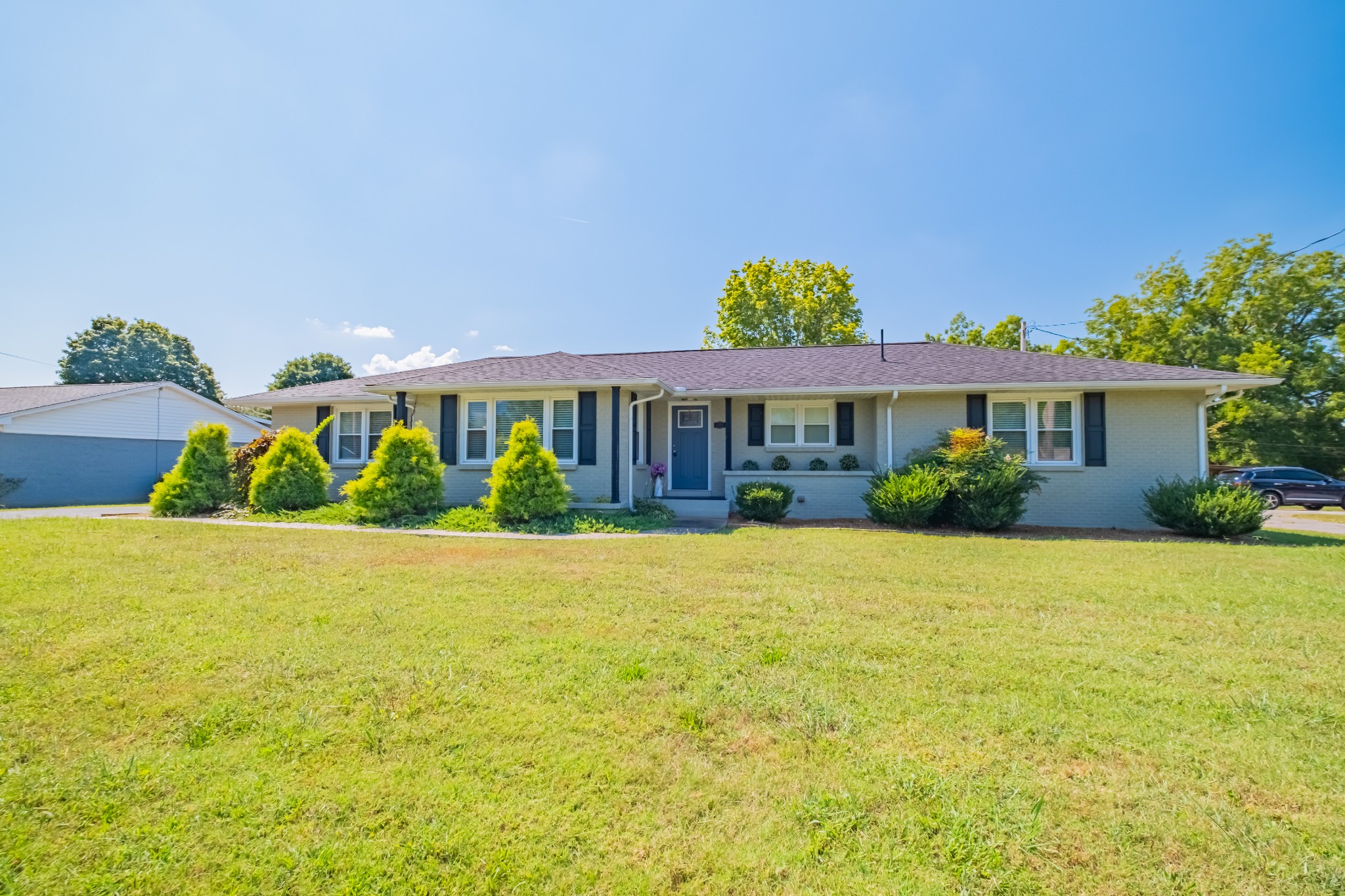 226 Roosevelt Rd