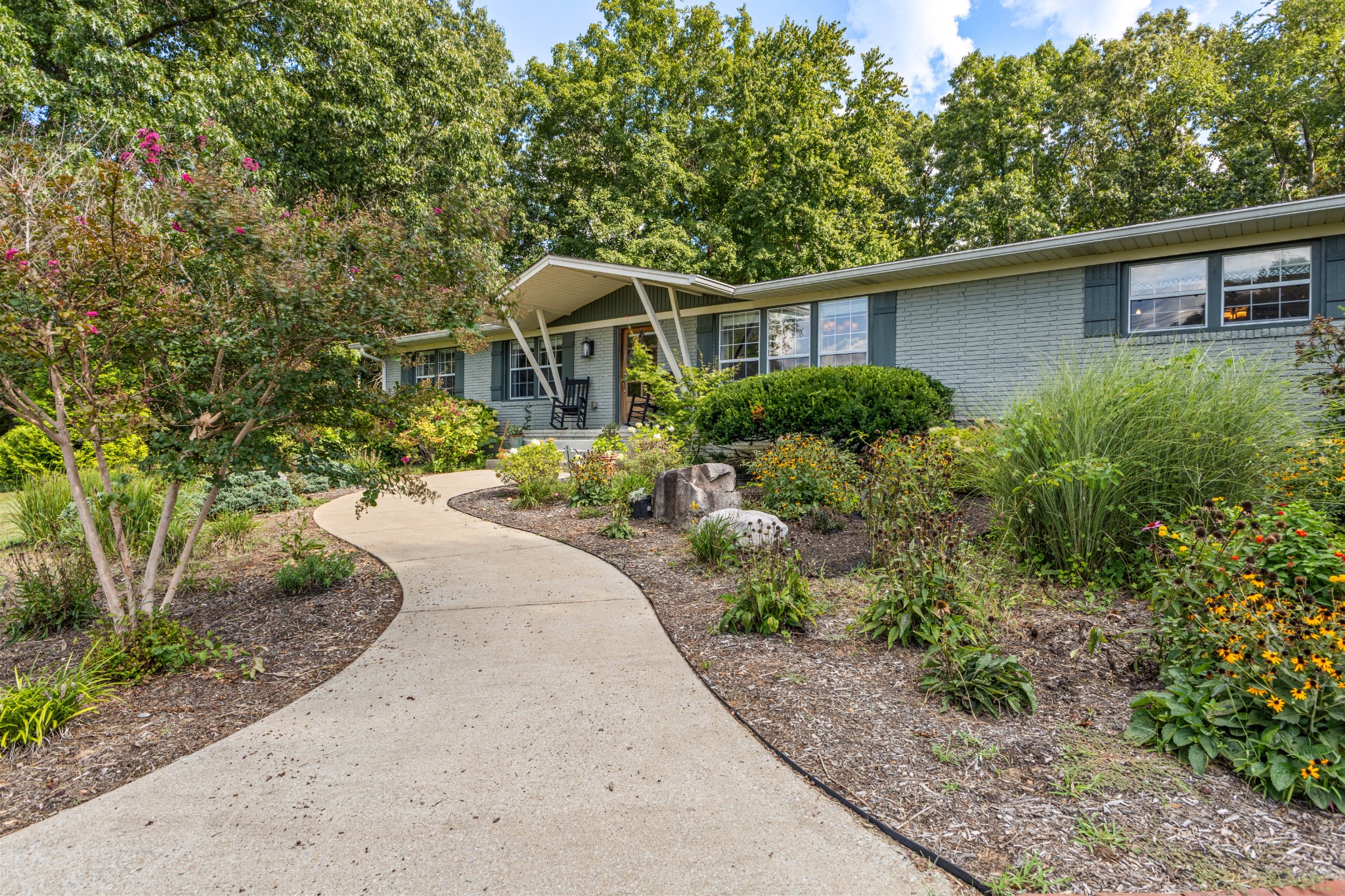 2550 Highway 70, E
