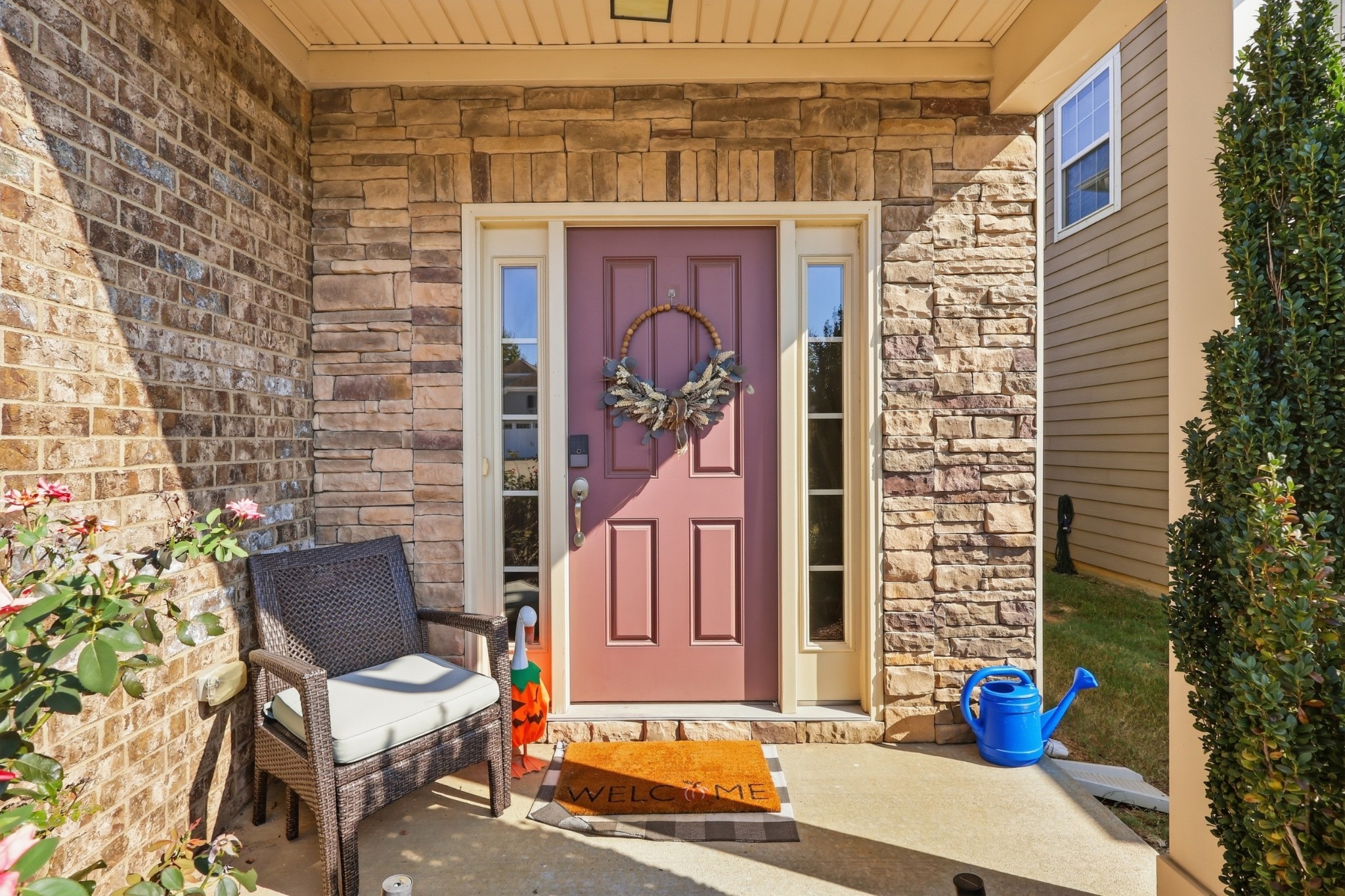 1025 Hemlock Dr