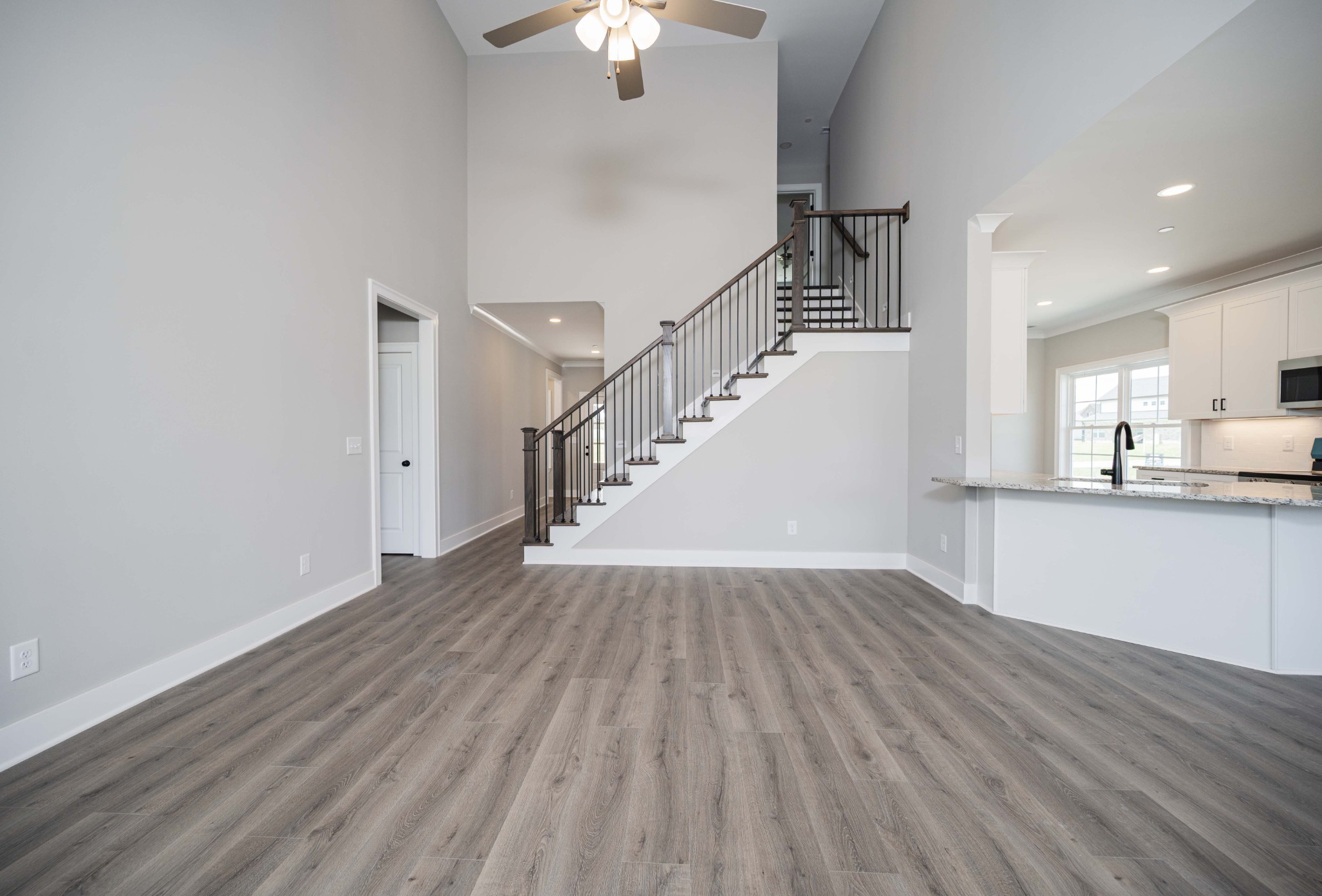 10111 Forkhorn Ln