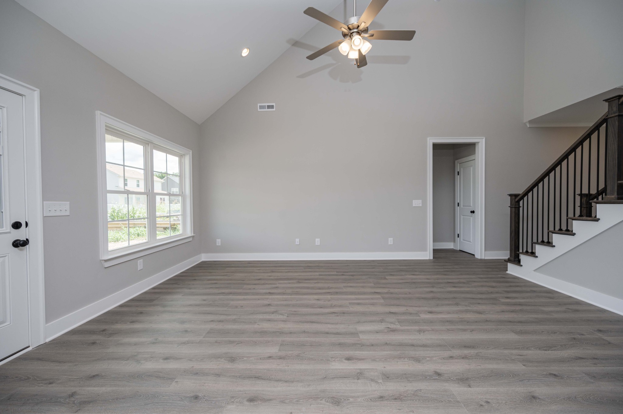 10111 Forkhorn Ln